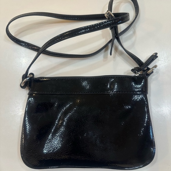 NINE WEST Silver Sequin Crossbody Bag Backside is black patent leather. 9” x 6” - Picture 6 of 9